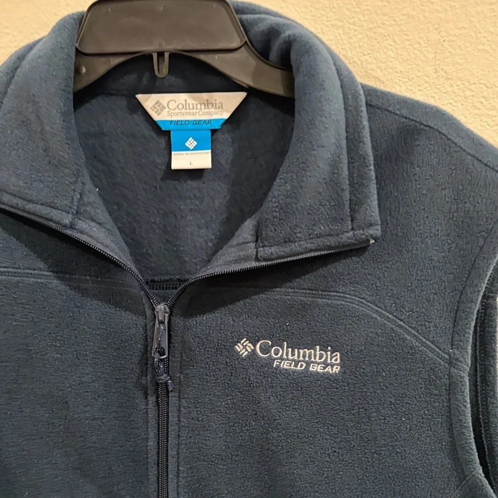 Columbia Navy Fleece Vest